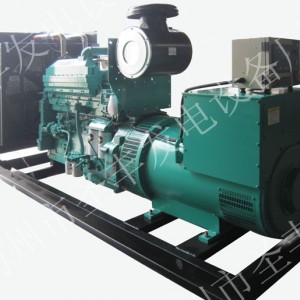 康明斯動力配套500KW柴油發(fā)電機組KTA19-G3A