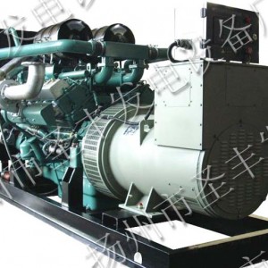 通柴300千瓦柴油發(fā)電機組J258ZA31