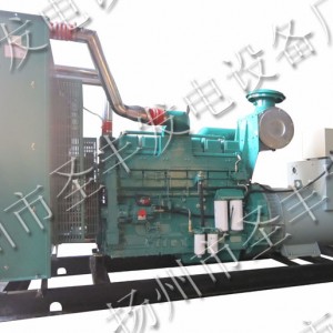 康明斯動力配套500千瓦柴油發(fā)電機組KT38-G
