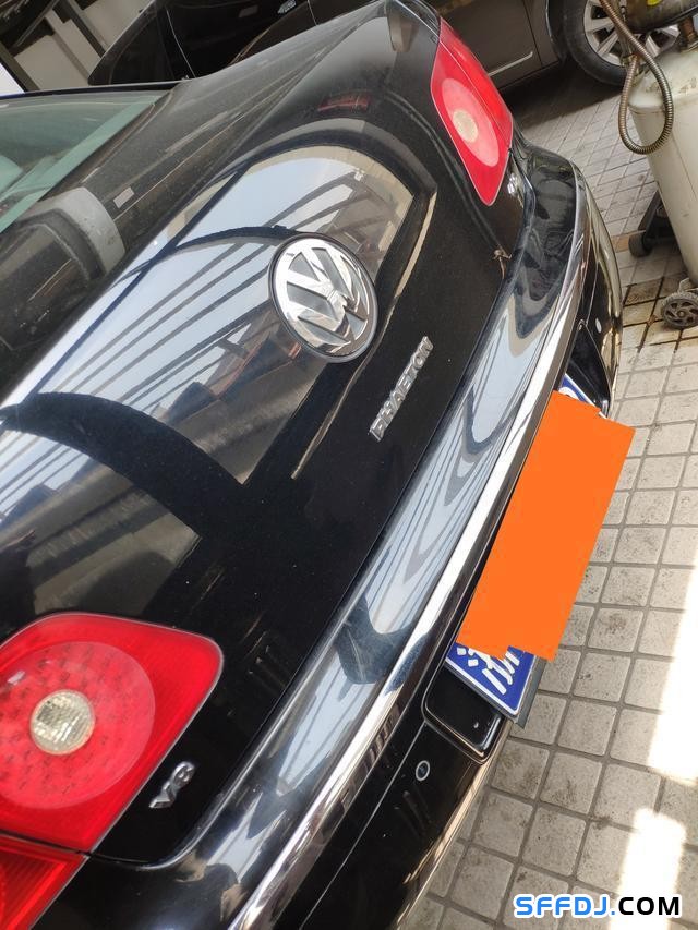 30萬公里的大眾輝騰發(fā)電機(jī)損壞，維修師傅：拆到懷疑人生